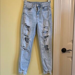American Eagle Light Wash Distressed Jeans